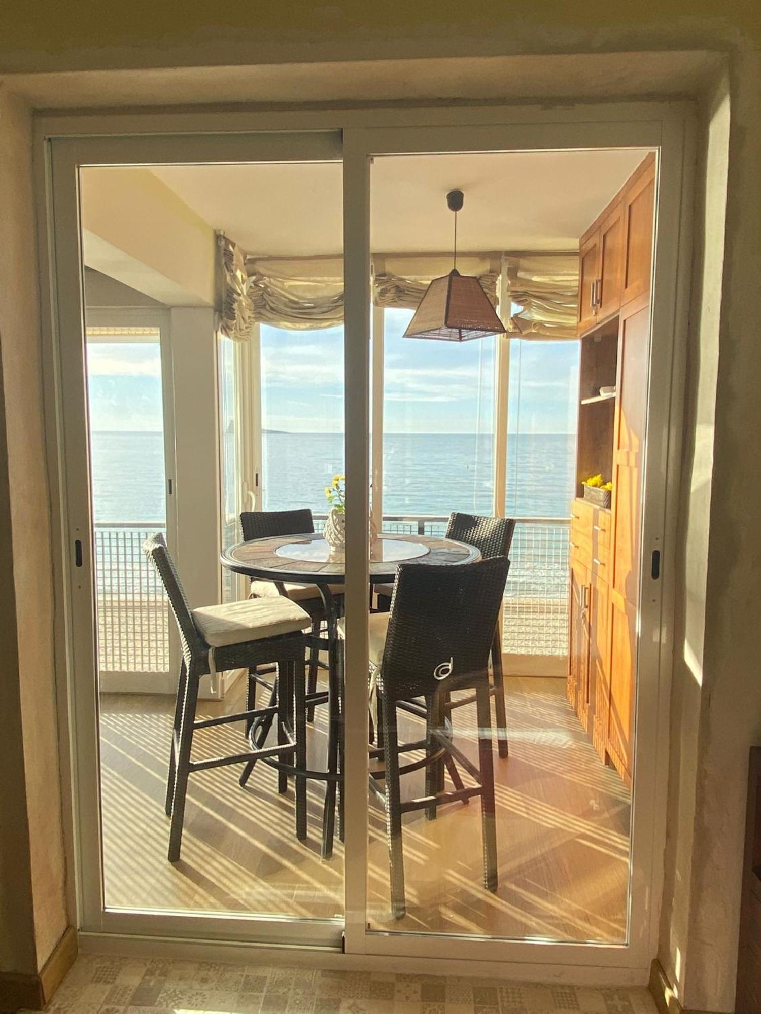 Primera Linea Playa Poniente Appartement *